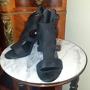 NIB! 4inch Black block heel sandal w/ankle strap, triple buckle and rear zipper